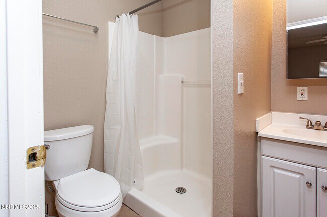 Building Photo - 376 Wheeler Ave