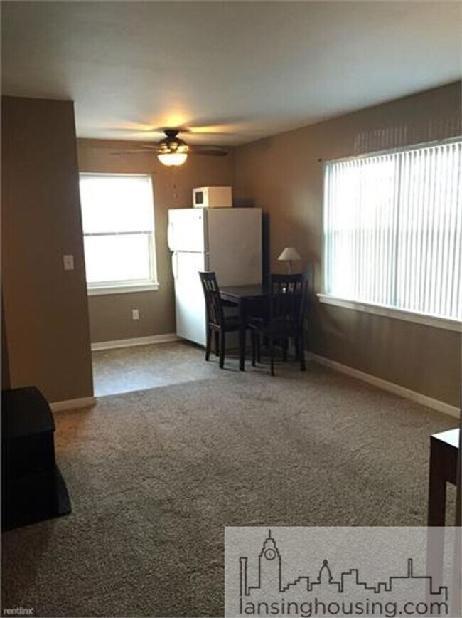 Building Photo - 124 W South St