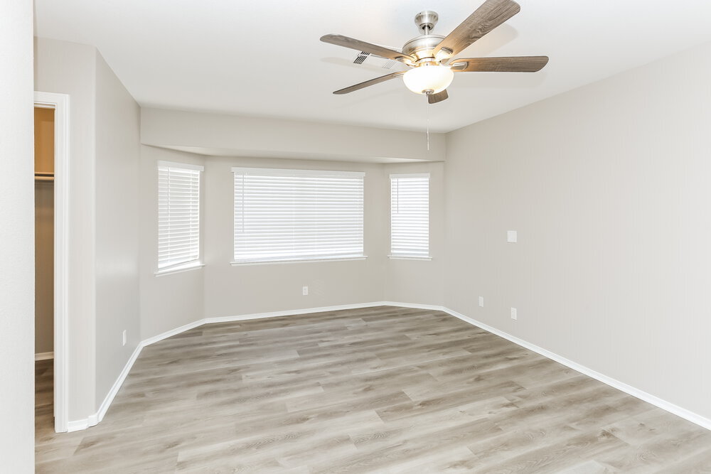 Building Photo - 6221 Tupac Ln