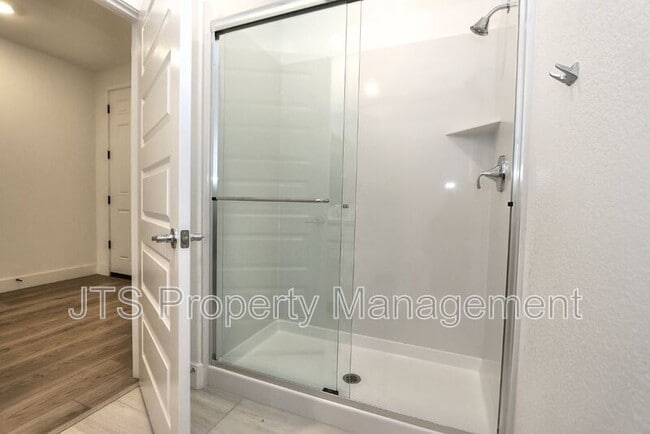 Building Photo - 4364 Greenshank Cir