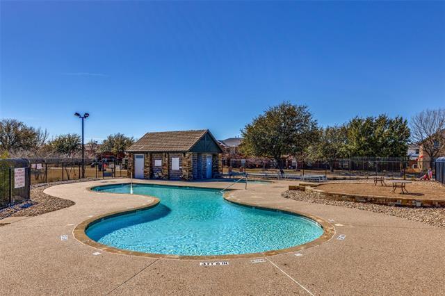 Building Photo - 12618 Red Hawk Dr