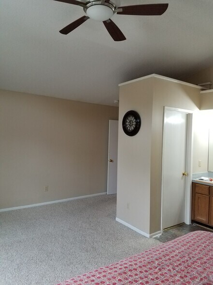 Building Photo - 1209 58th St