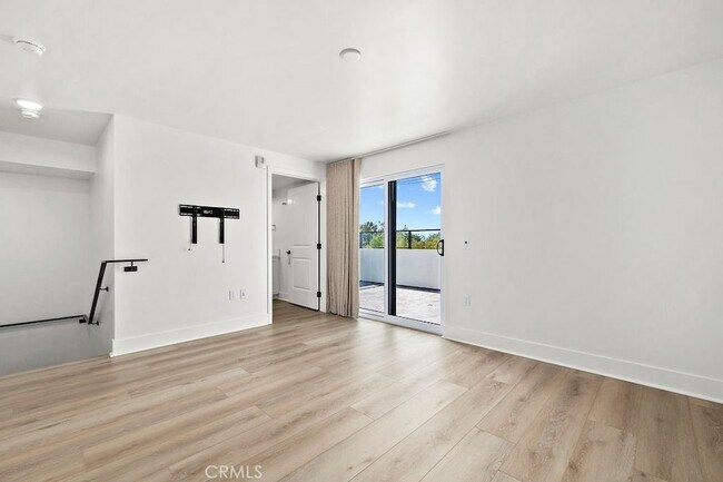 Building Photo - 24722 Del Prado Ave