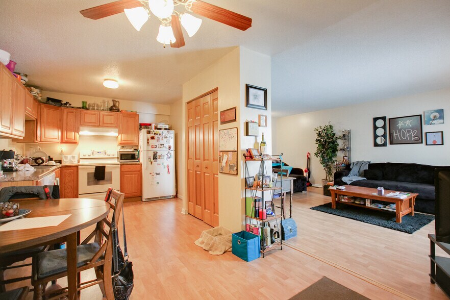 Building Photo - 163 Minnesota Ave