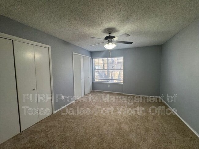 Building Photo - 4004 W Pioneer Dr