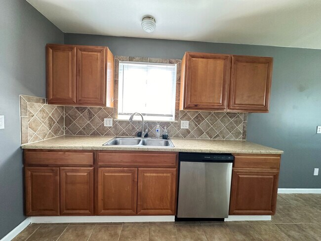 Building Photo - 30486 Townley St