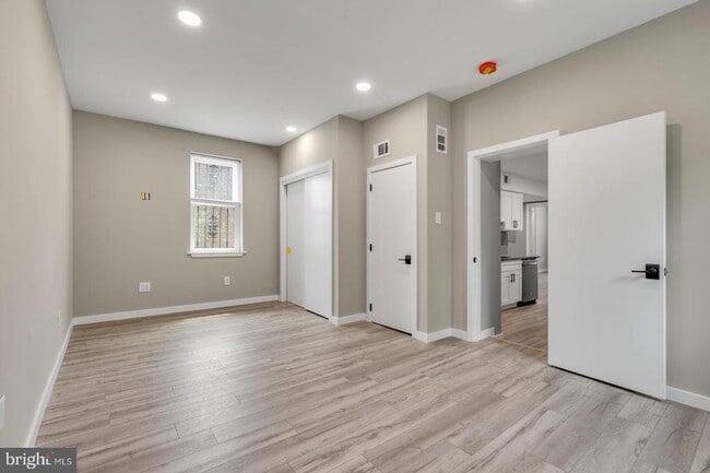 Building Photo - 435 W Susquehanna Ave
