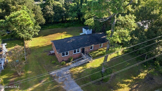 Building Photo - 130 Mohican Trail