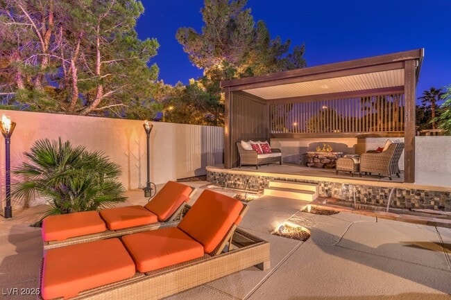 Building Photo - 11072 Pentland Downs St