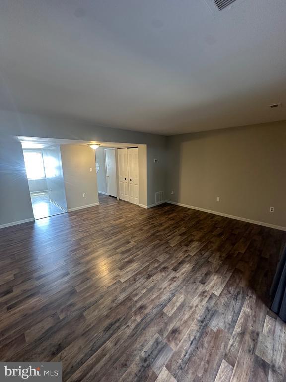 Building Photo - 8452 Sandstone Way