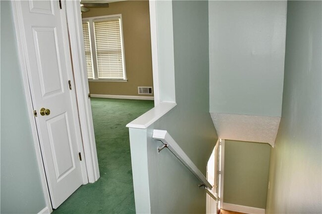 Building Photo - 6106 Queen Anne Ct