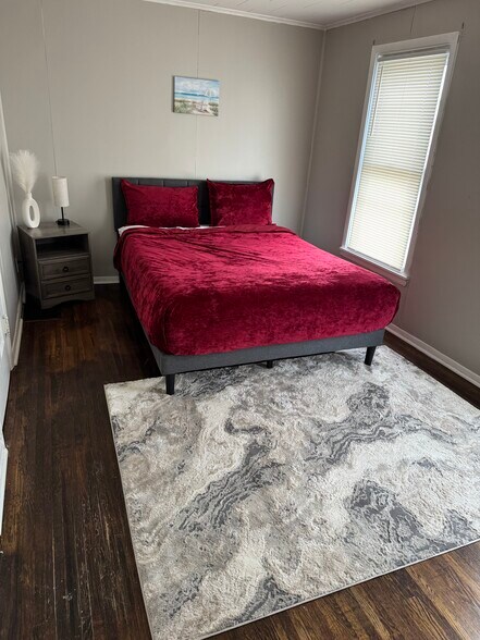 Building Photo - 422 Seward St