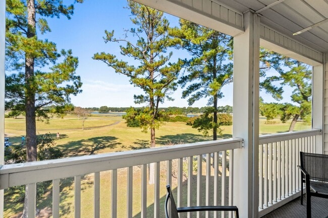 Building Photo - 5000 Windsor Green Way