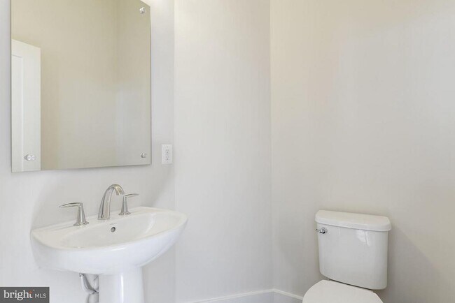 Building Photo - 8051 Tribeca St