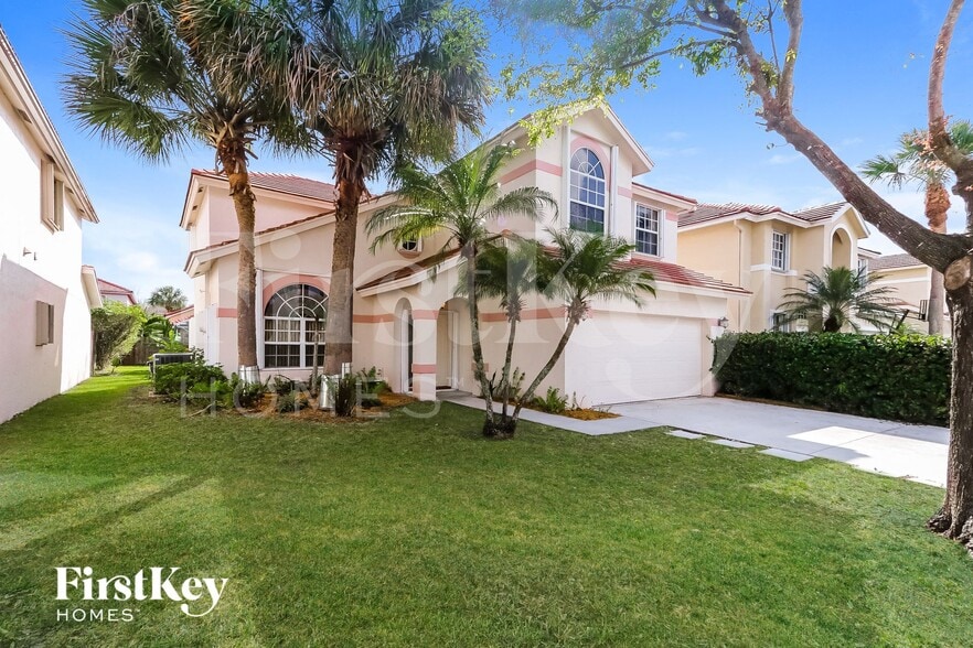 Building Photo - 7634 Trenton Dr