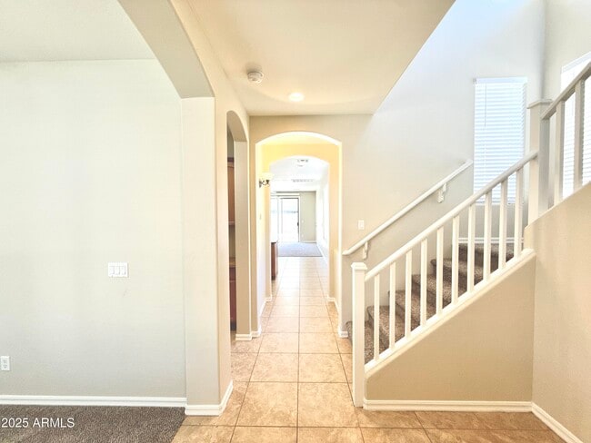 Building Photo - 14587 W Acapulco Ln