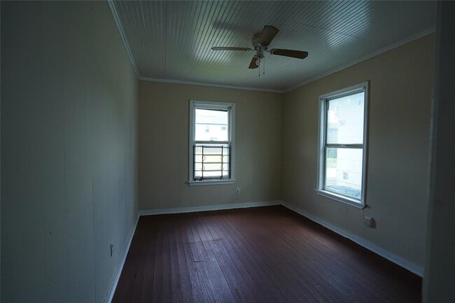 Building Photo - 509 Nimrod St