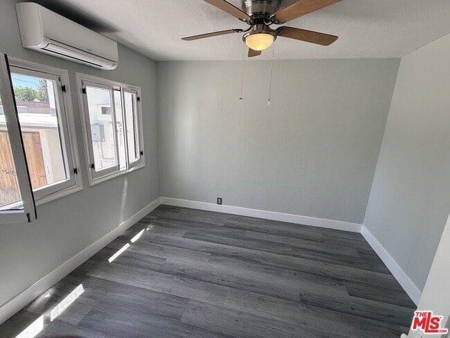 Building Photo - 92 S Sunnyslope Ave
