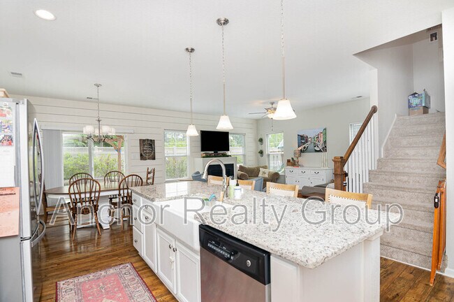 Building Photo - 5025 Shell Cove Ln