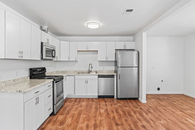Building Photo - 1328 S Coffman St