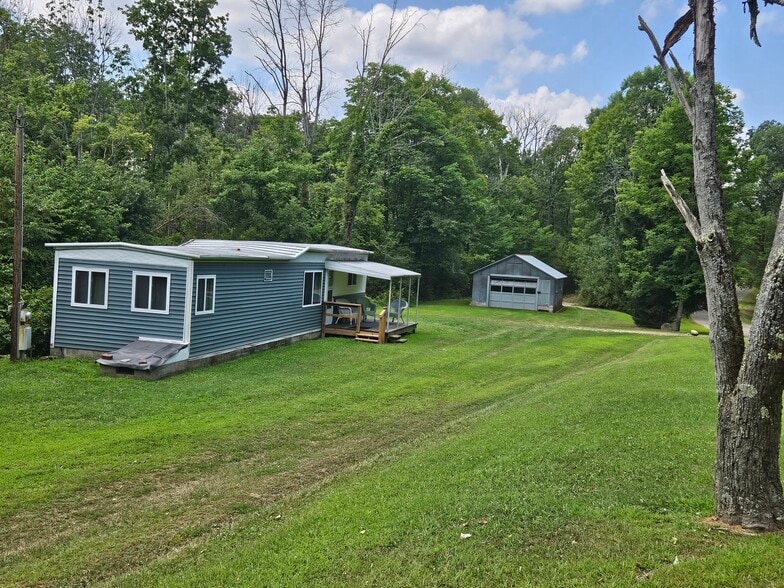 Primary Photo - 1002 Artline Rd