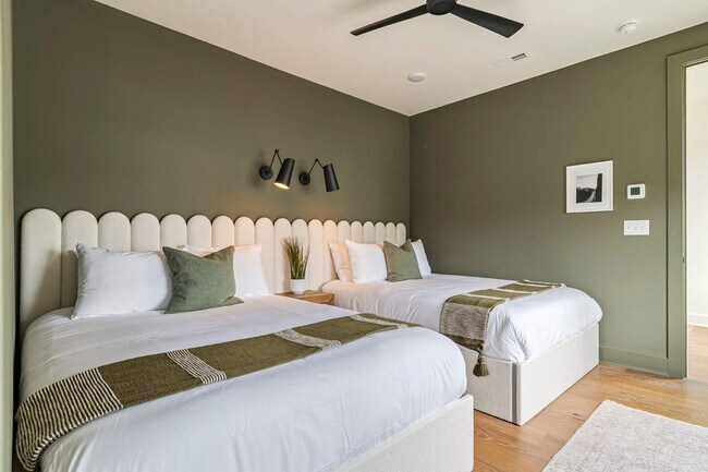 Building Photo - 1117 3rd Ave S