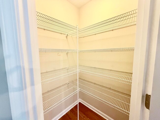 Building Photo - 368 Stafford Dr