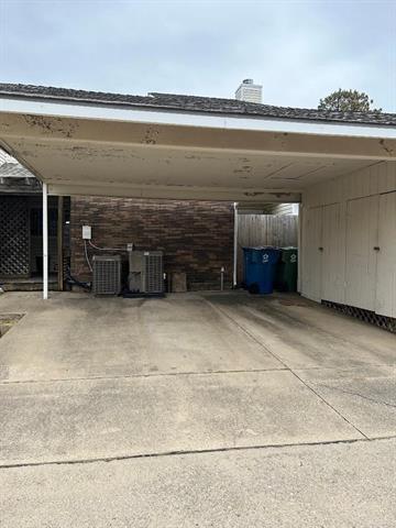 Building Photo - 840 Creekside Dr