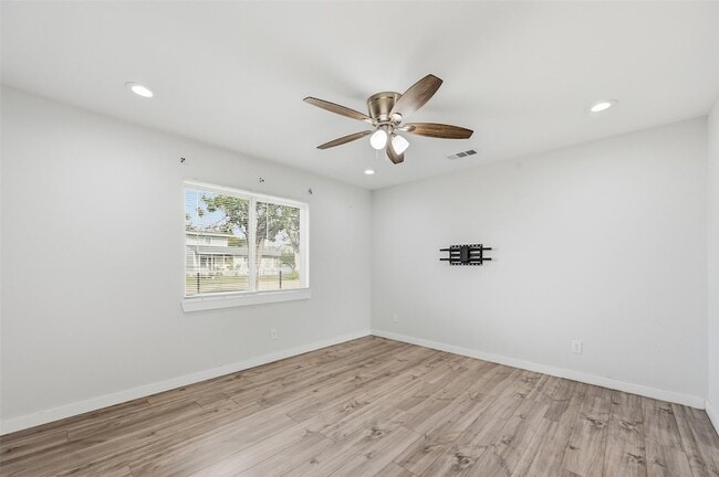 Building Photo - 1032 Hoke Smith Dr