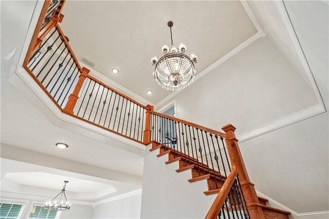 Building Photo - 1578 Lincoln Ave SE