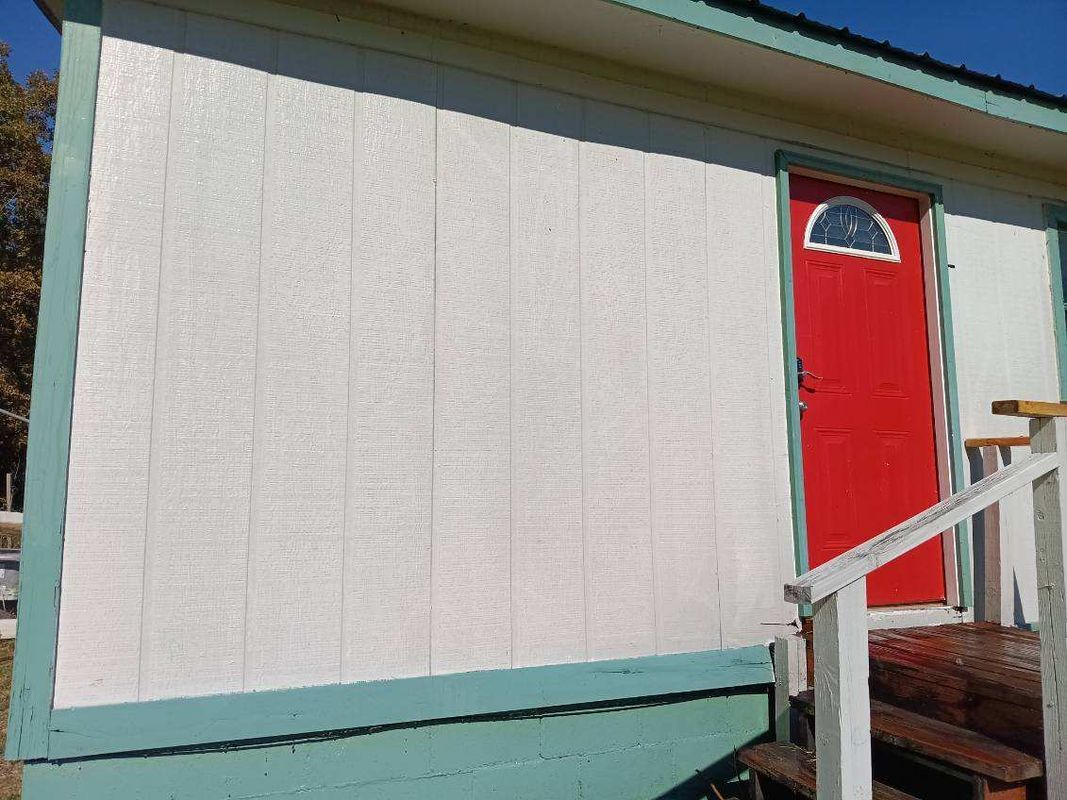 Building Photo - 960 County Rd 662