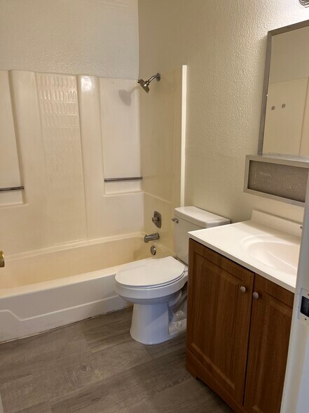 Building Photo - 4437 Newsom Cir