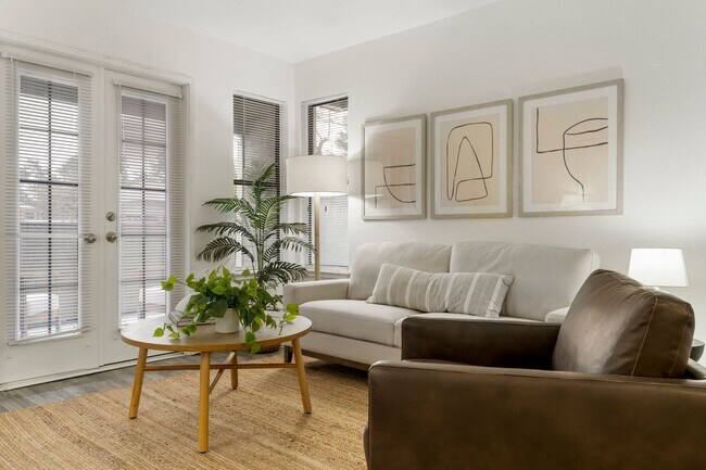 Interior Photo - Hampton Woods