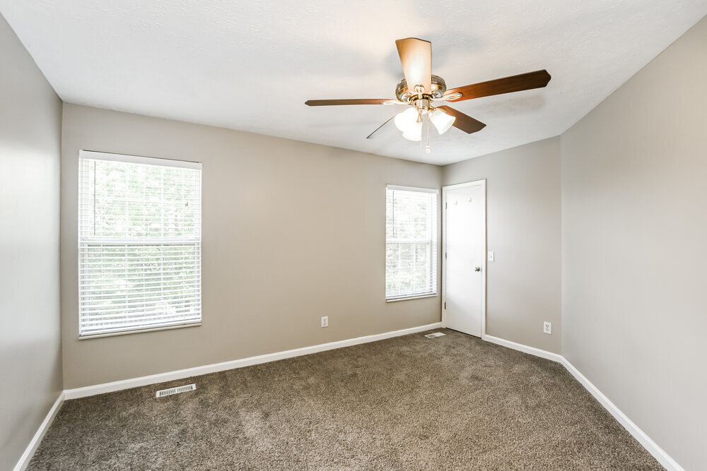 Building Photo - 207 Fairfield Dr