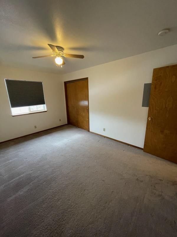 Building Photo - 881 Homedale Rd