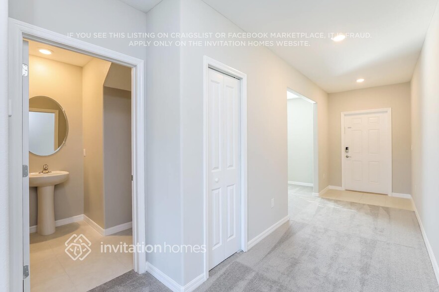 Building Photo - 4036 86th St E