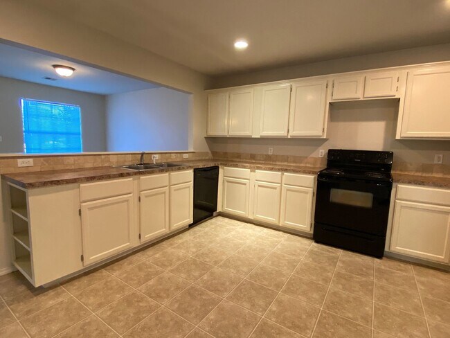 Building Photo - Large 3 Bedroom in Catoosa!!! Pet Friendly NEW DECK FRESH PAINT