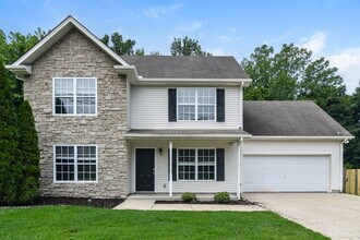 Building Photo - 145 Lyndhurst Dr