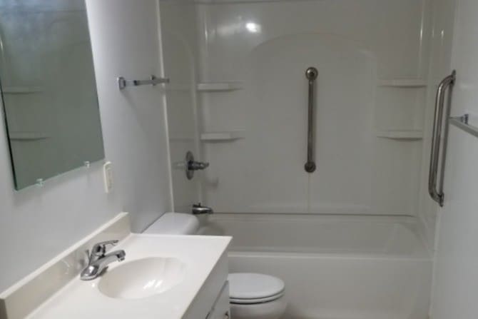 Building Photo - 2331 E Market St