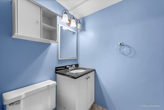 Building Photo - 300 S Roselle Rd