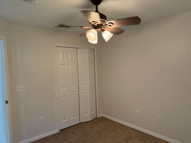 Building Photo - Spacious 4 bedroom home in Lake Mary