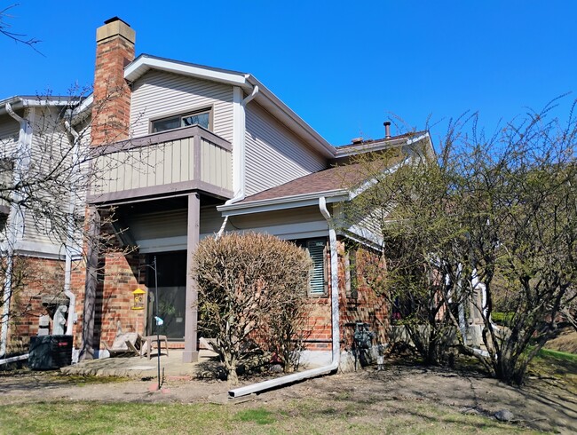 Building Photo - 3061 Pheasant Creek Dr