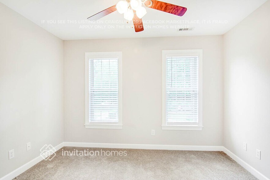Building Photo - 6917 Oviedo Dr