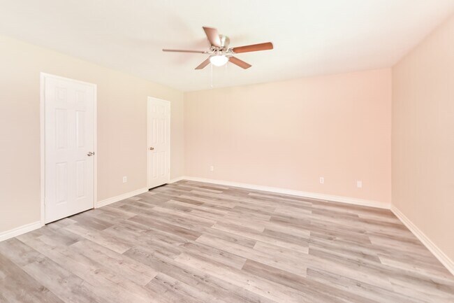 Building Photo - 22710 Melham Ln