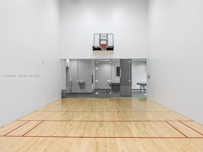 Building Photo - 6365 Collins Ave