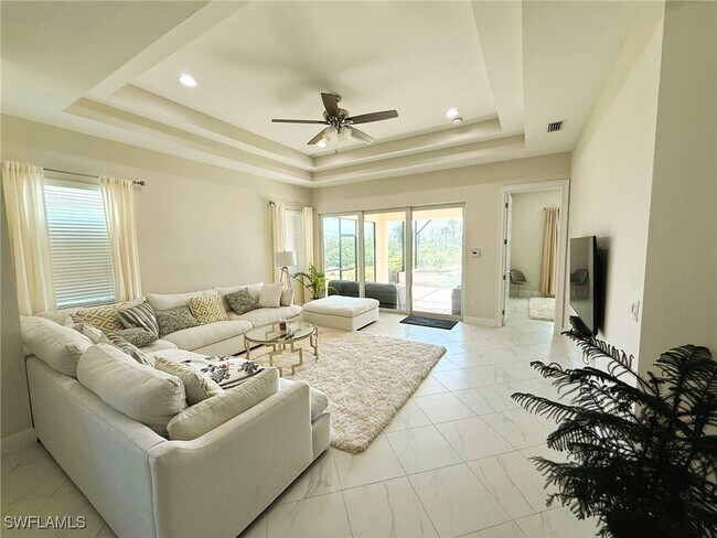 Building Photo - 6435 Negril Isle Dr