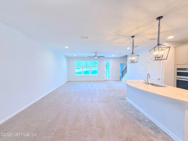 Building Photo - 55 Tamar Ct