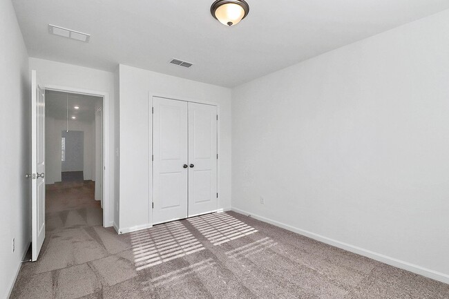 Building Photo - Brand NEW Townhome for RENT!