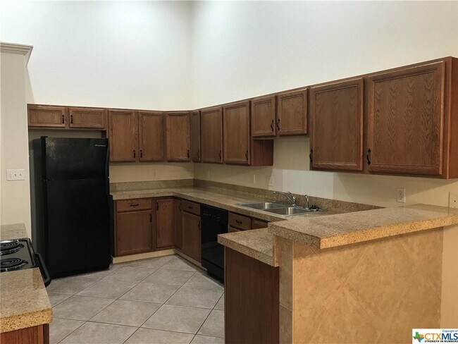 Building Photo - 113 Quail Run