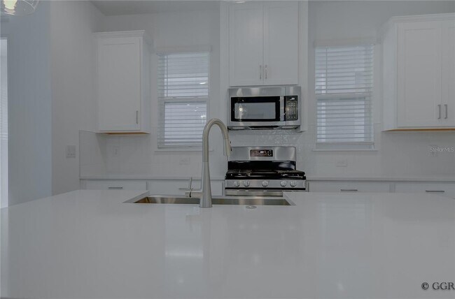 Building Photo - 15141 Summer Harvest St